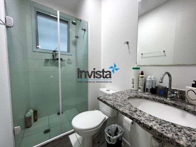 Apartamento à venda com 2 quartos, 70m² - Foto 14