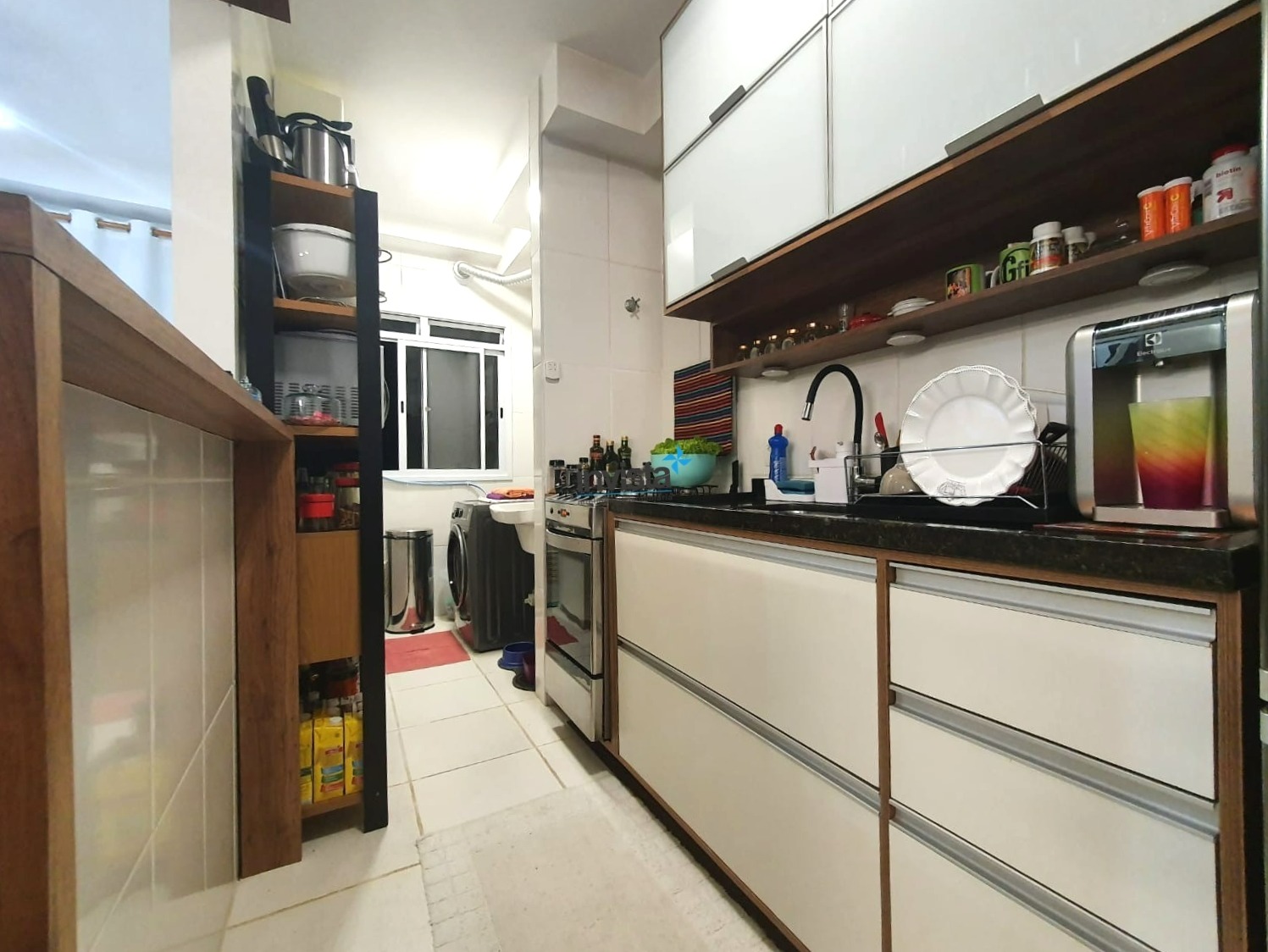 Apartamento à venda com 2 quartos, 64m² - Foto 4