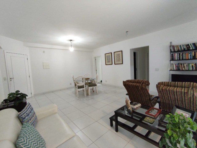 Apartamento à venda com 3 quartos, 84m² - Foto 2
