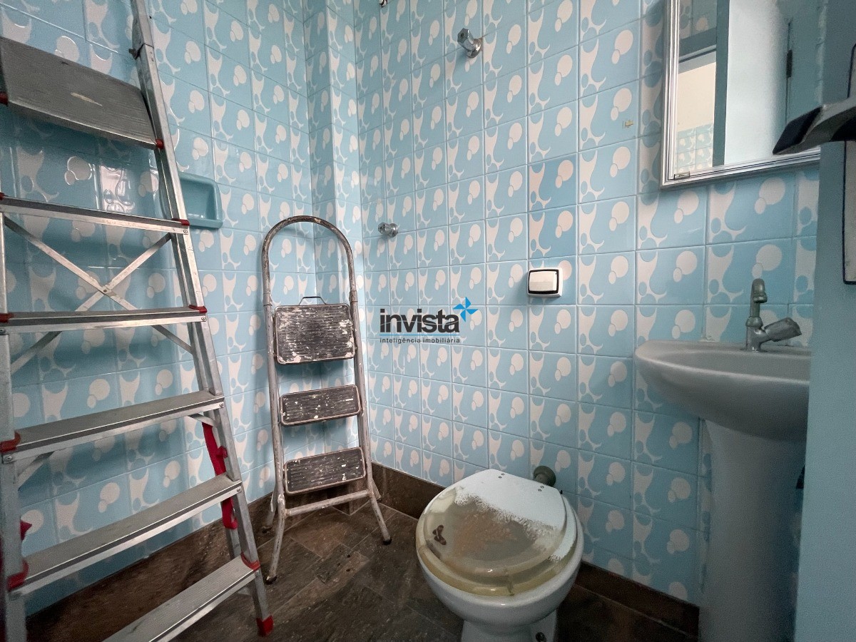 Casa à venda com 3 quartos, 200m² - Foto 14