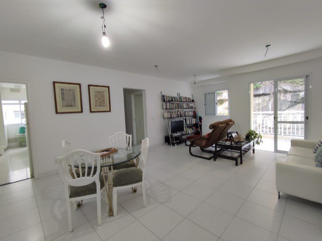 Apartamento à venda com 3 quartos, 84m² - Foto 1