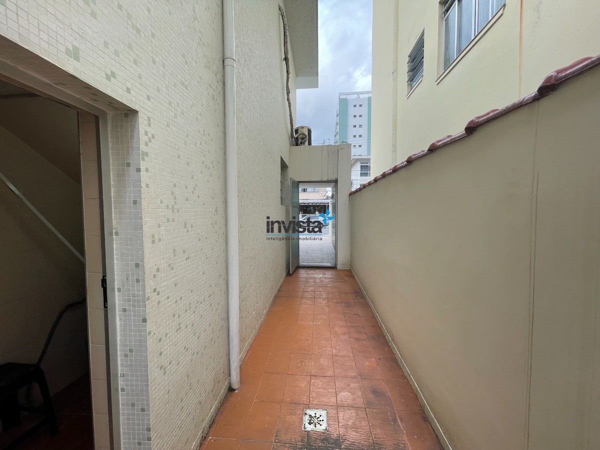 Casa à venda com 3 quartos, 200m² - Foto 17