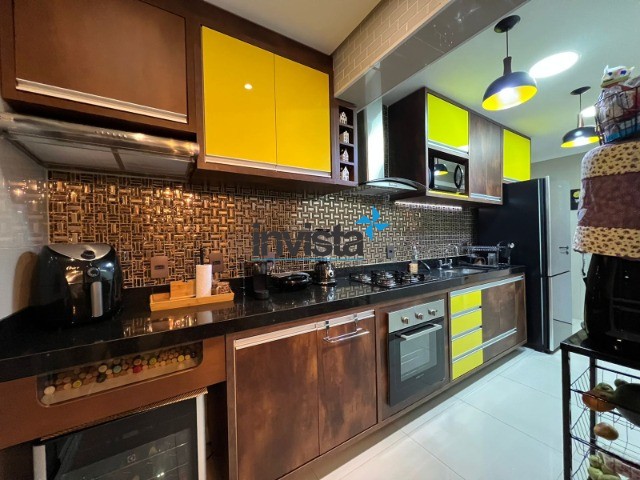 Apartamento à venda com 2 quartos, 79m² - Foto 2
