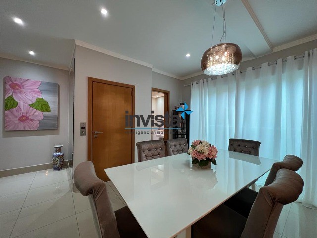 Casa à venda com 4 quartos, 345m² - Foto 2