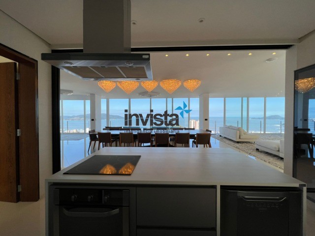 Casa à venda com 5 quartos, 1800m² - Foto 15
