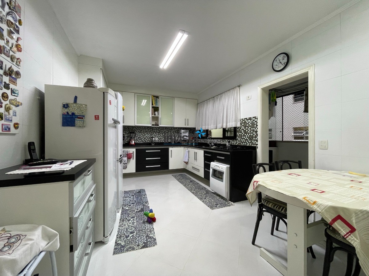Cobertura à venda com 3 quartos, 300m² - Foto 30
