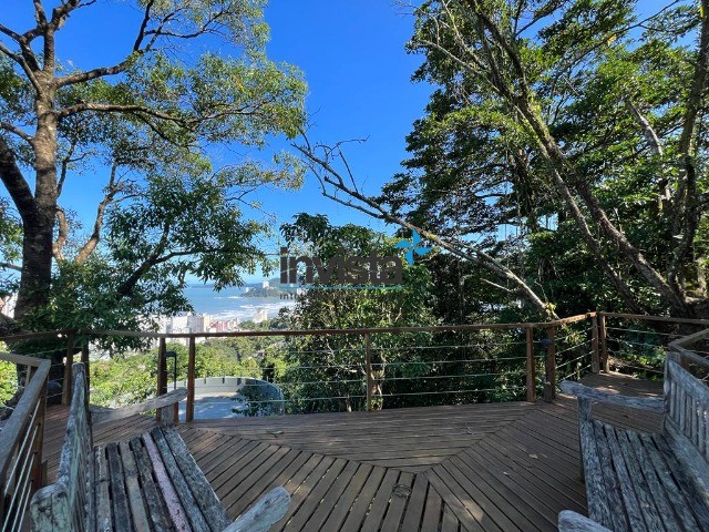 Casa à venda com 5 quartos, 1800m² - Foto 57