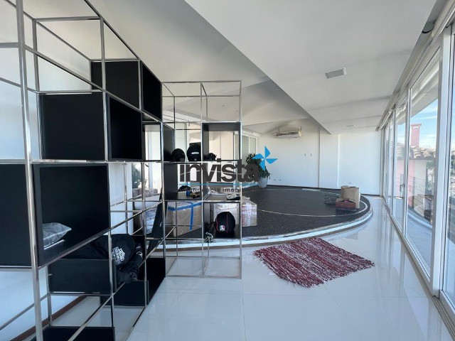 Casa à venda com 5 quartos, 1800m² - Foto 39