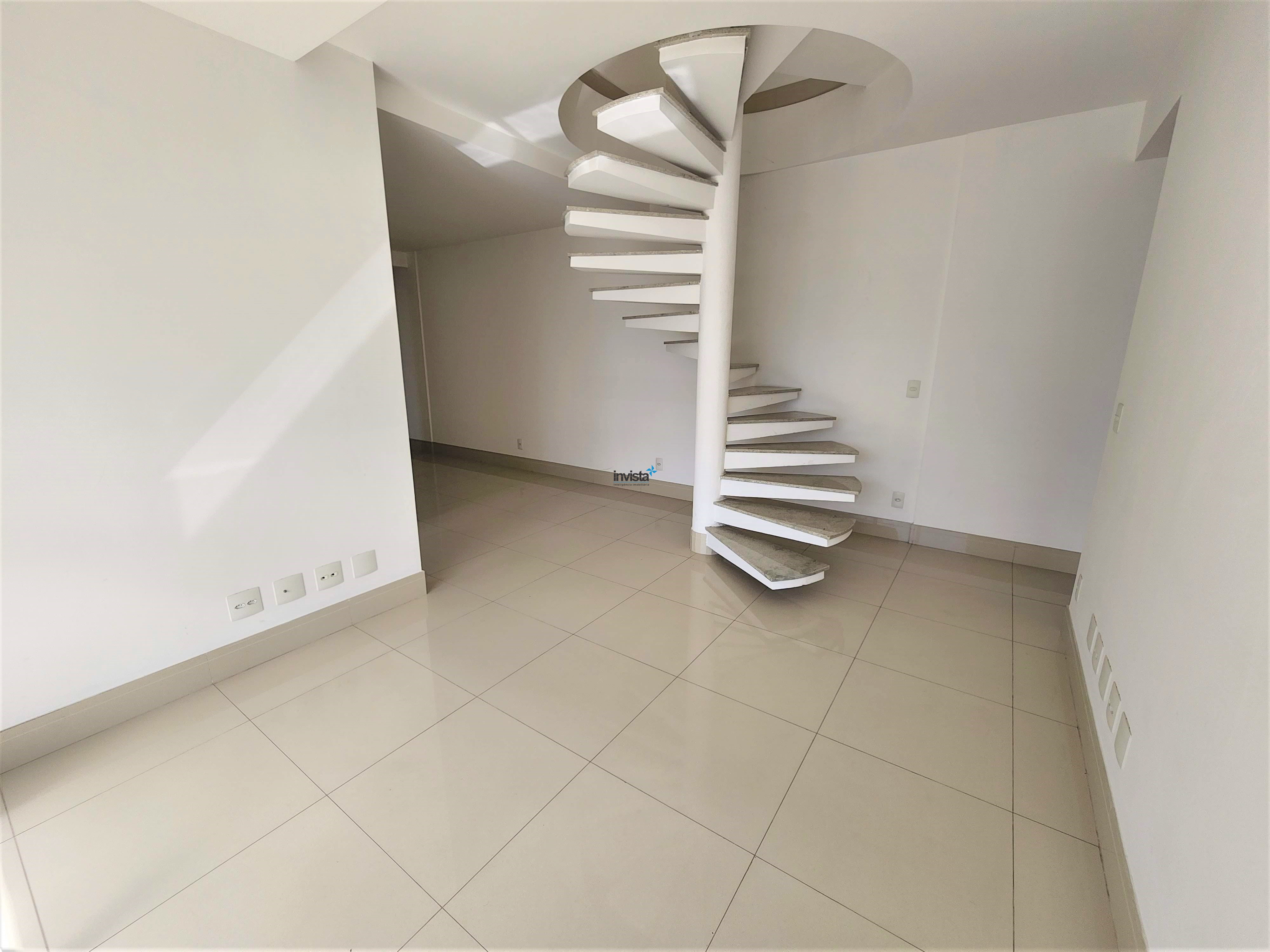 Cobertura, 3 quartos, 245 m² - Foto 2