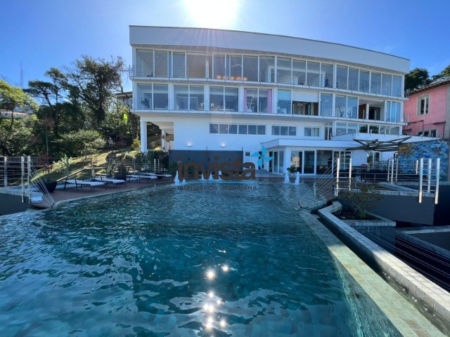 Casa à venda com 5 quartos, 1800m² - Foto 53