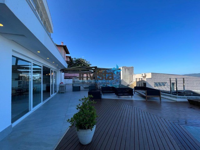 Casa à venda com 5 quartos, 1800m² - Foto 55