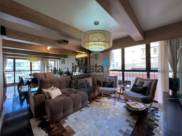 Cobertura à venda com 4 quartos, 290m² - Foto 2
