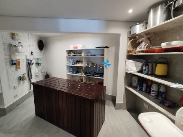 Casa à venda com 5 quartos, 1800m² - Foto 36