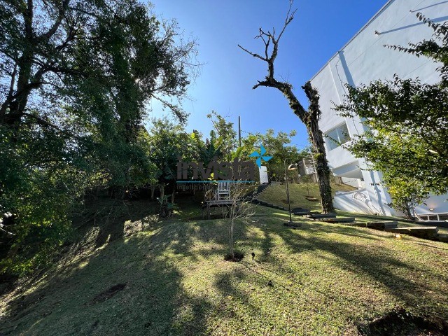 Casa à venda com 5 quartos, 1800m² - Foto 59
