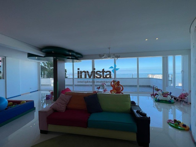 Casa à venda com 5 quartos, 1800m² - Foto 46