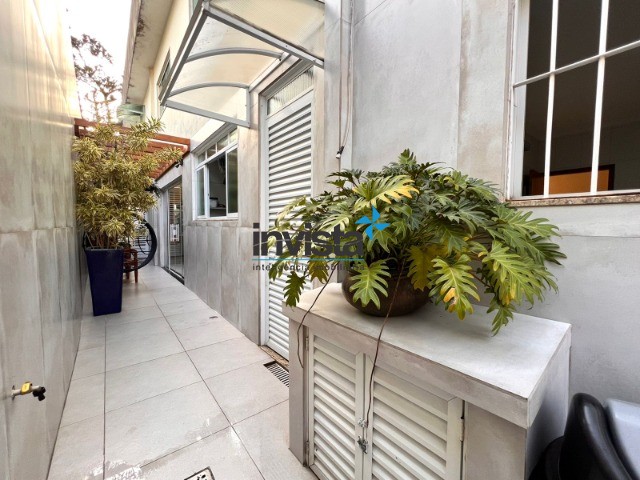 Casa à venda com 3 quartos, 180m² - Foto 10