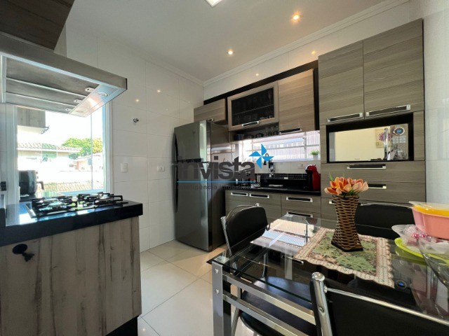 Sobrado à venda com 4 quartos, 202m² - Foto 9