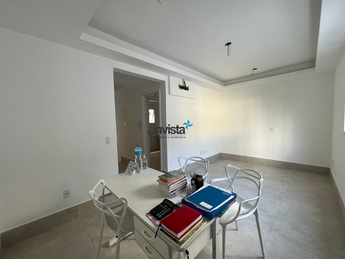 Casa à venda com 3 quartos, 141m² - Foto 5