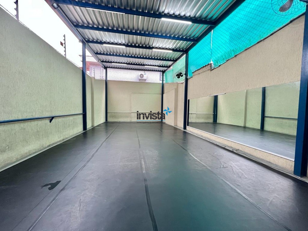 Sobrado à venda com 3 quartos, 240m² - Foto 1