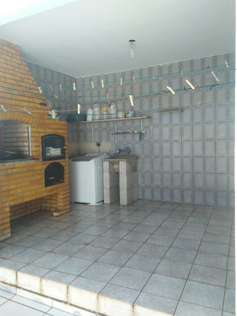 Casa, 3 quartos, 240 m² - Foto 3