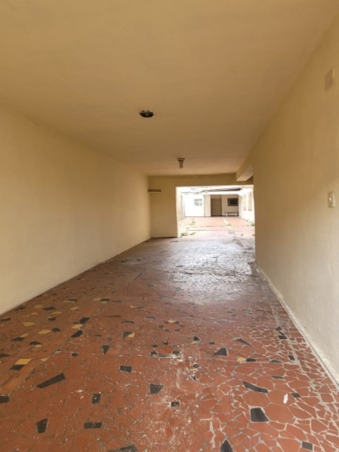 Casa à venda com 3 quartos, 264m² - Foto 22