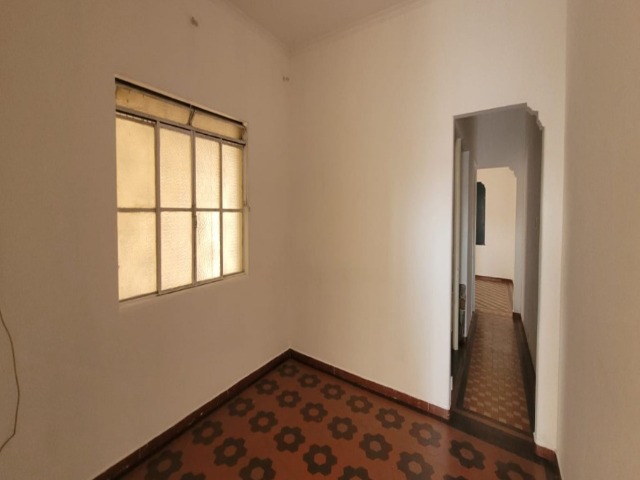 Casa à venda com 3 quartos, 264m² - Foto 2