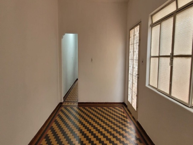 Casa à venda com 3 quartos, 264m² - Foto 18