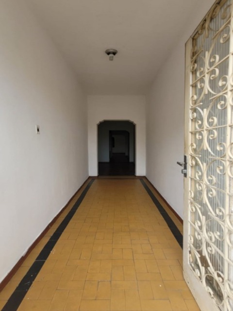 Casa à venda com 3 quartos, 264m² - Foto 7