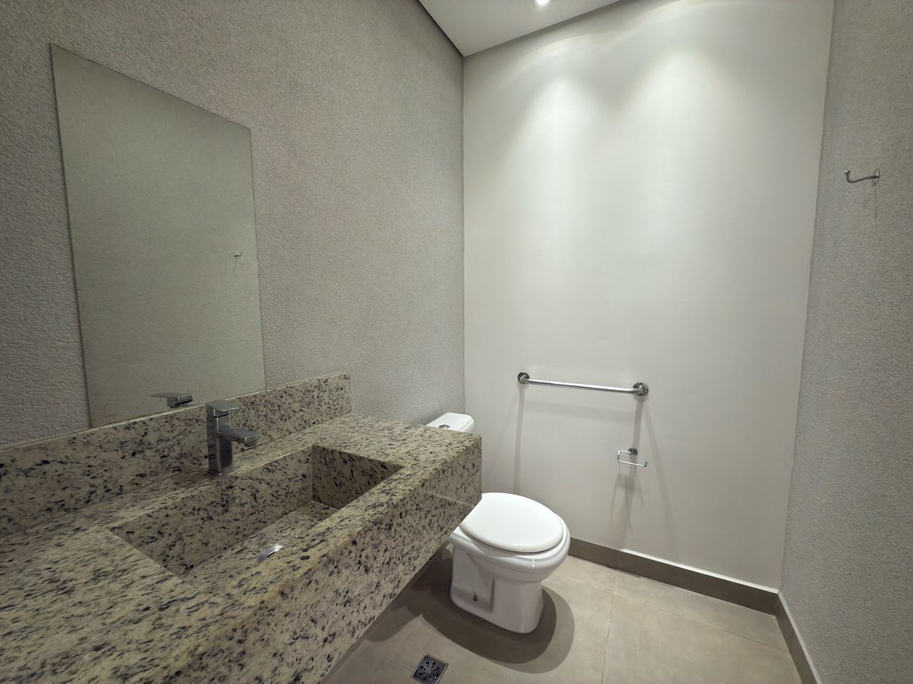 Casa, 3 quartos, 218 m² - Foto 30
