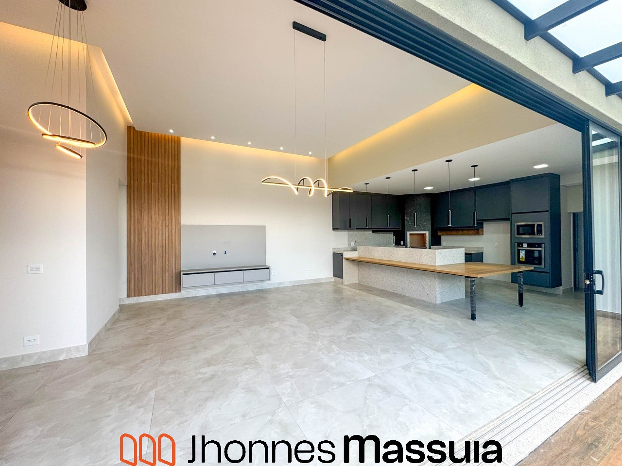 Casa, 3 quartos, 226 m² - Foto 2