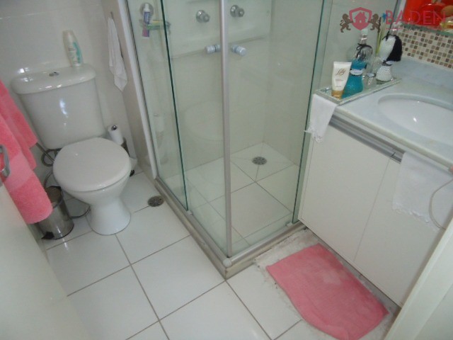 Apartamento à venda com 2 quartos, 64m² - Foto 21