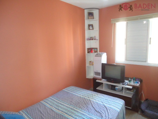 Apartamento à venda com 2 quartos, 64m² - Foto 25
