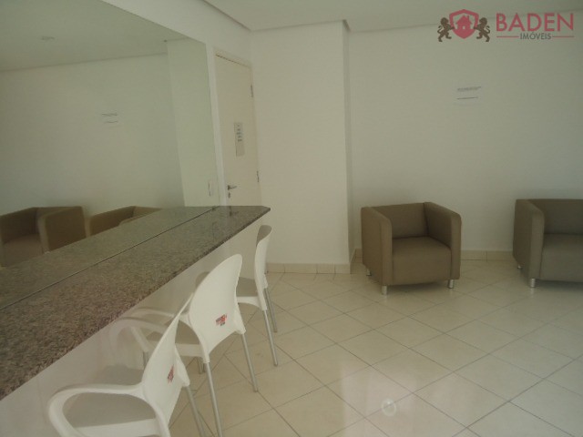 Apartamento à venda com 2 quartos, 64m² - Foto 44