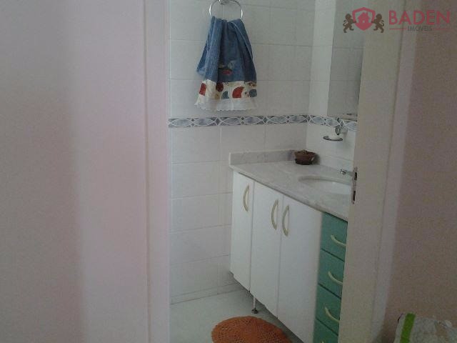 Apartamento à venda com 3 quartos, 70m² - Foto 9