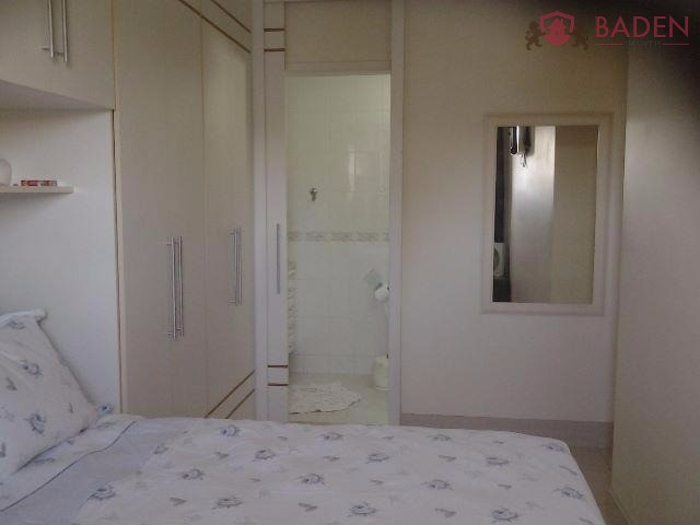 Apartamento à venda com 3 quartos, 70m² - Foto 7