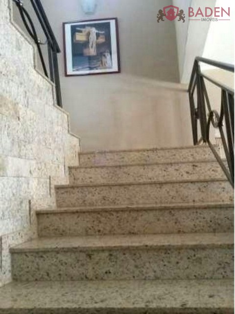 Casa à venda com 4 quartos, 260m² - Foto 10