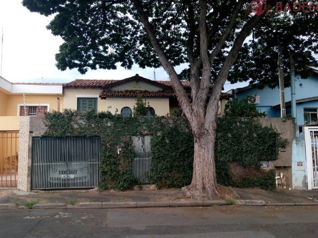 Casa, 4 quartos, 200 m² - Foto 1
