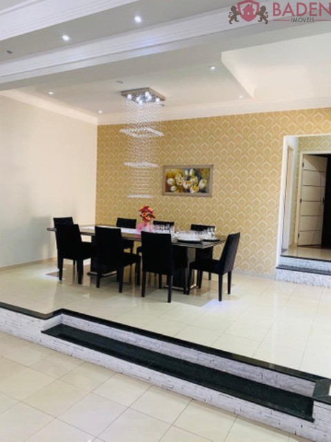 Casa, 4 quartos, 260 m² - Foto 5