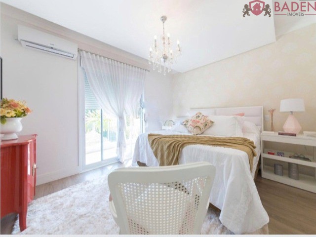 Casa de Condomínio à venda com 3 quartos, 285m² - Foto 22