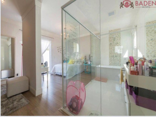 Casa de Condomínio à venda com 3 quartos, 285m² - Foto 32