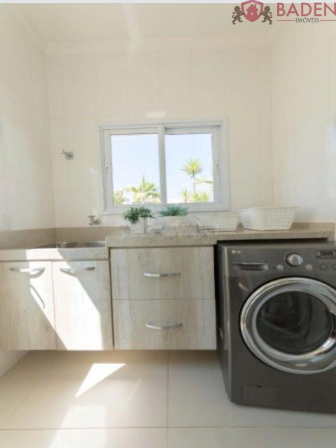 Casa de Condomínio à venda com 3 quartos, 285m² - Foto 20