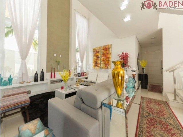 Casa de Condomínio à venda com 3 quartos, 285m² - Foto 15