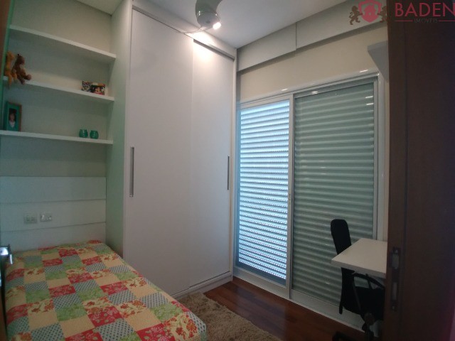Casa de Condomínio à venda com 4 quartos, 330m² - Foto 16