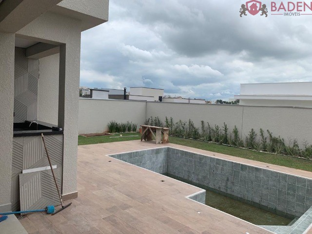 Casa de Condomínio à venda com 3 quartos, 269m² - Foto 3