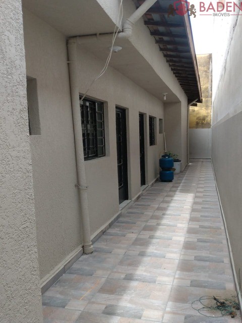 Casa à venda com 4 quartos, 114m² - Foto 13