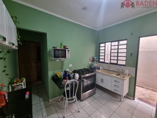 Casa à venda com 4 quartos, 114m² - Foto 4