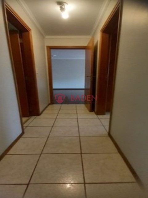 Apartamento à venda com 3 quartos, 110m² - Foto 9