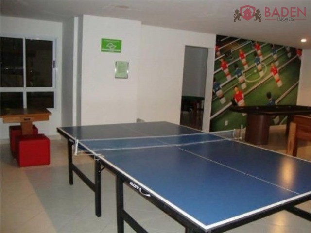 Apartamento à venda com 2 quartos, 64m² - Foto 8