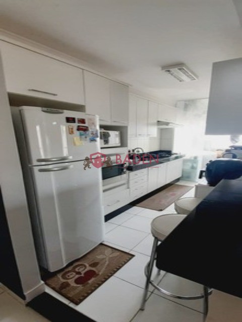 Apartamento à venda com 2 quartos, 64m² - Foto 37
