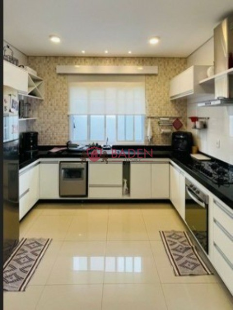 Casa de Condomínio à venda com 4 quartos, 312m² - Foto 6